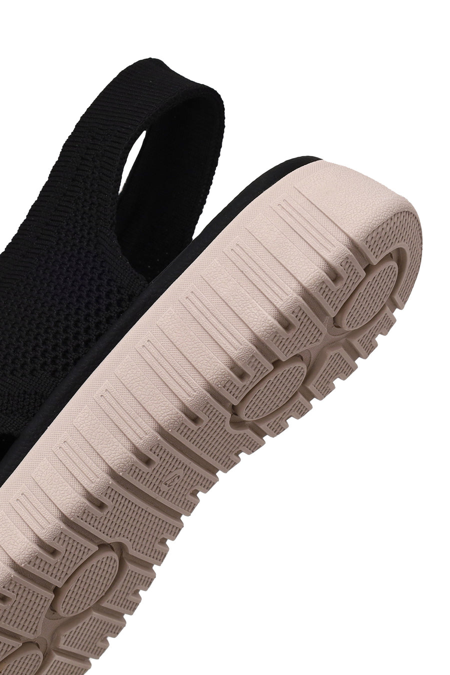 Woman Black Thick-Soled Comfort Sandal