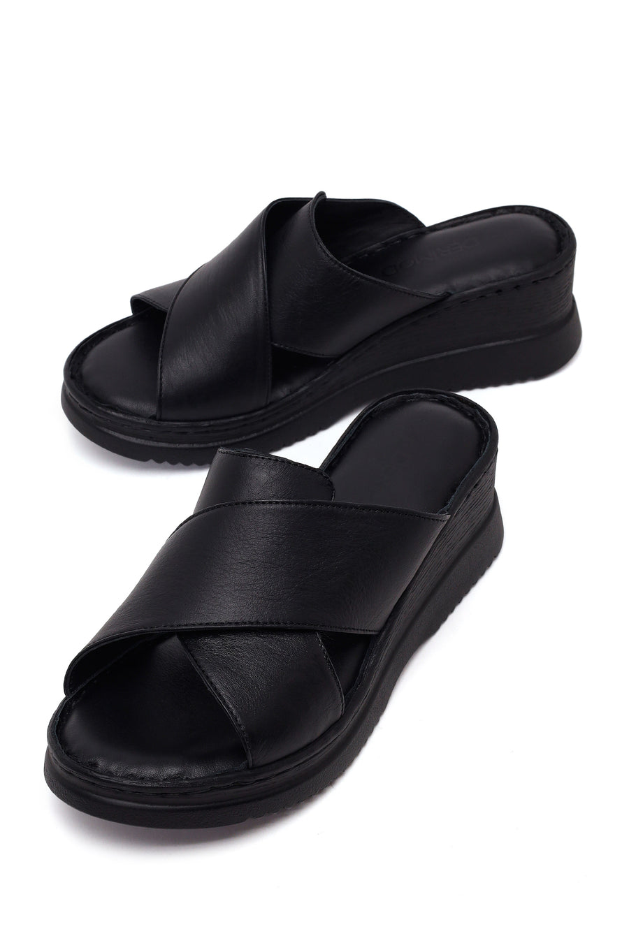 Women's Black Thick Soled Leather Comfort Slippers