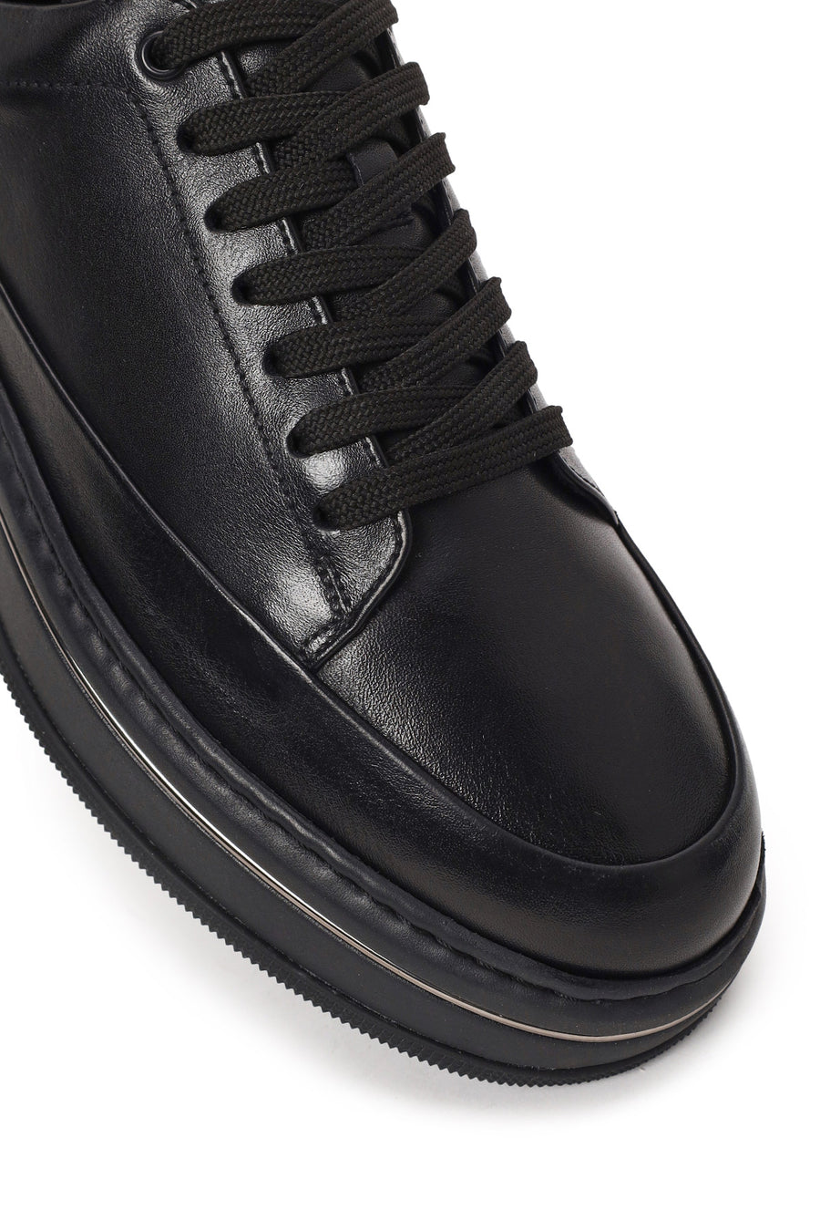 Male Black Lace-Up Thick-Soled Leather Sneaker