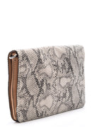 Women's Snakeskin Patterned Clutch Bag | Derimod