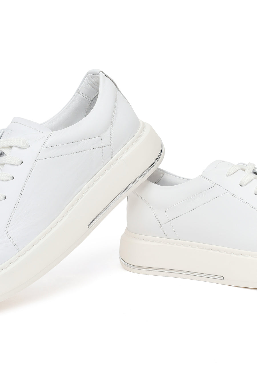 Male White Lace-Up Leather Sneaker