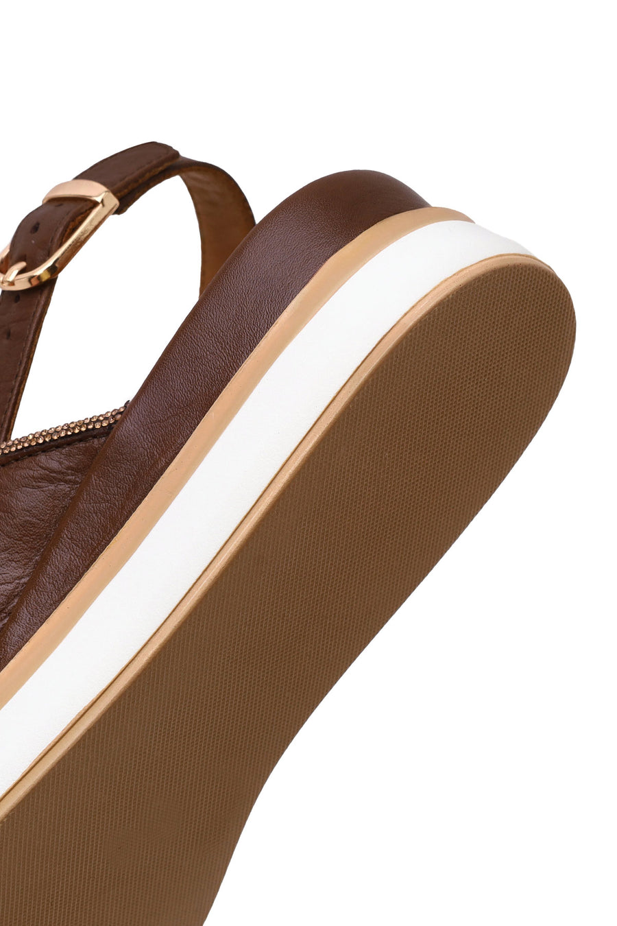 Woman Brown Wedge-Heel Leather Sandal