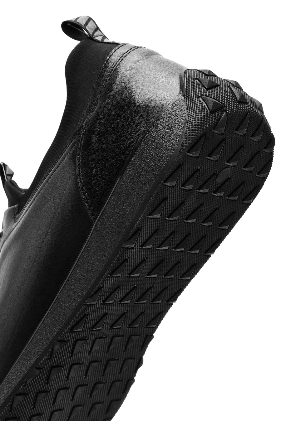 Men's Black Lace-up Leather Sneaker