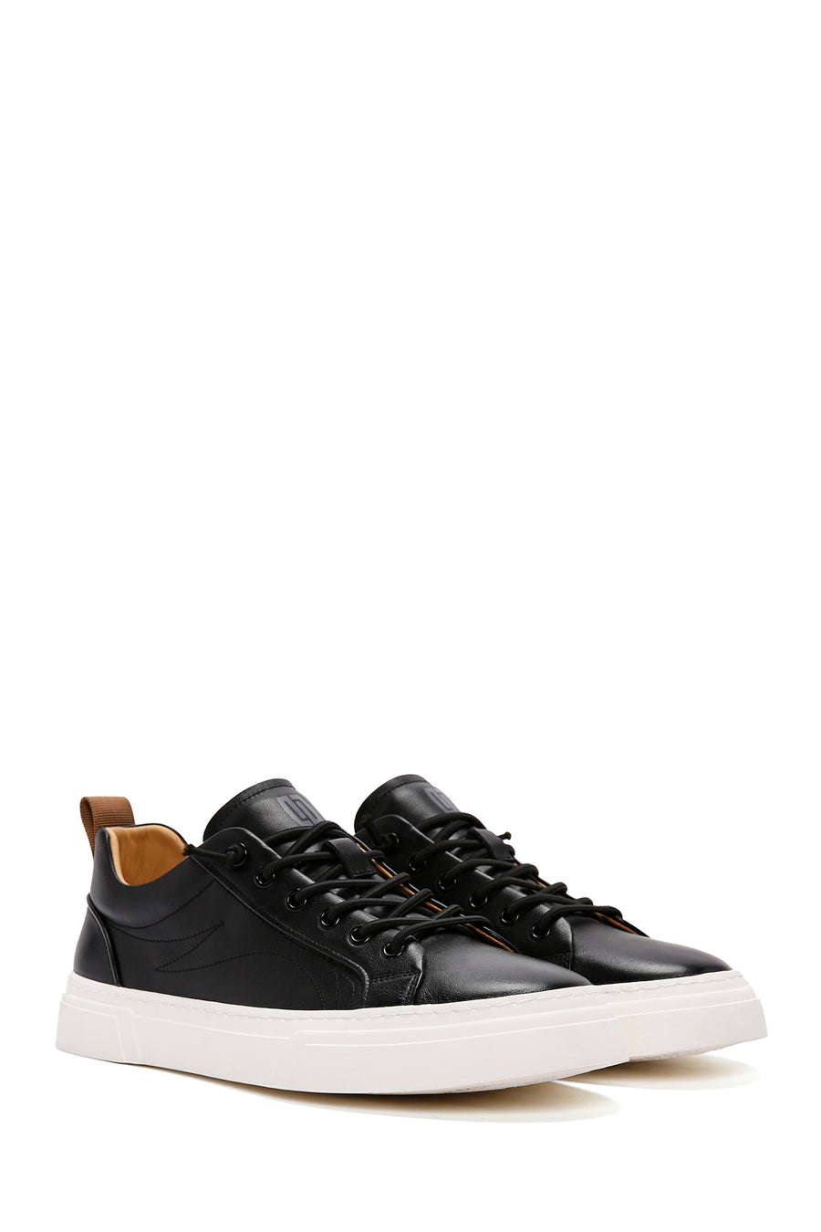 Male Black Lace-Up Leather Sneaker