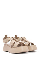 Kadın Bej Bilekten Bağlamalı Kalın Tabanlı Deri Sandalet | Derimod