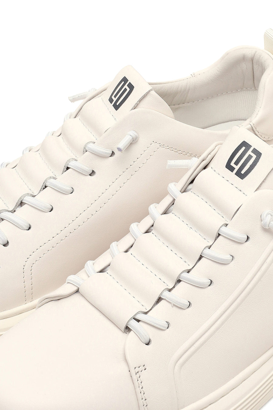 Erkek Beyaz Bağcıklı Deri Sneaker