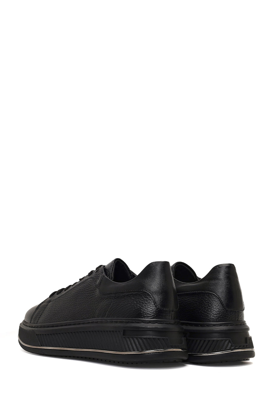 Male Black Lace-Up Thick-Soled Leather Sneaker