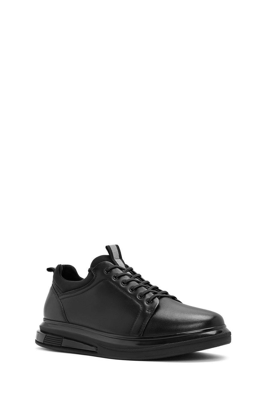 Men's Black Lace-up Leather Sneaker