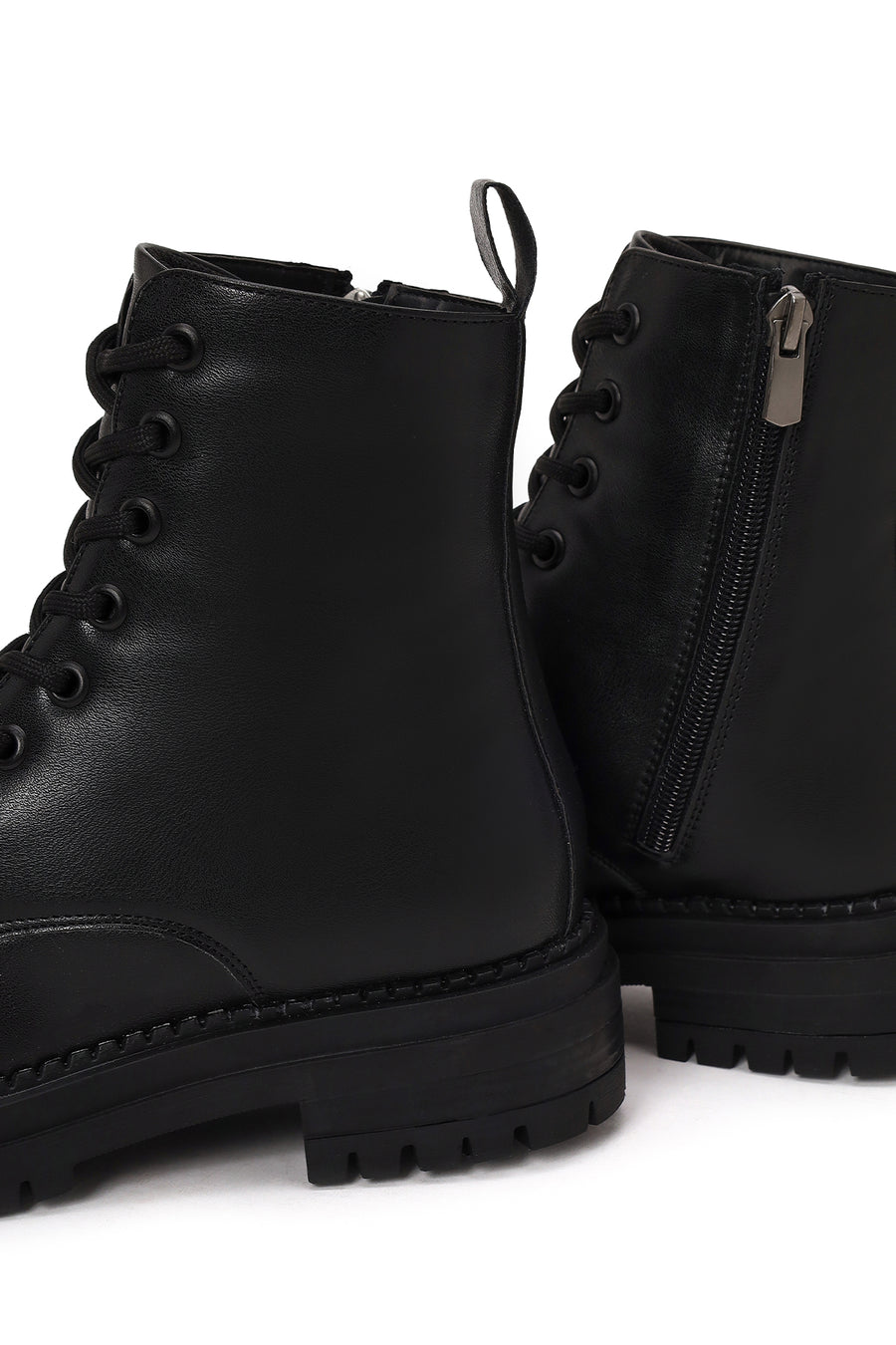 Woman Black Zip Closure Combat Boots
