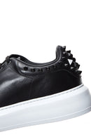 Erkek Siyah Deri Zımba Detaylı Kalın Tabanlı Sneaker | Derimod